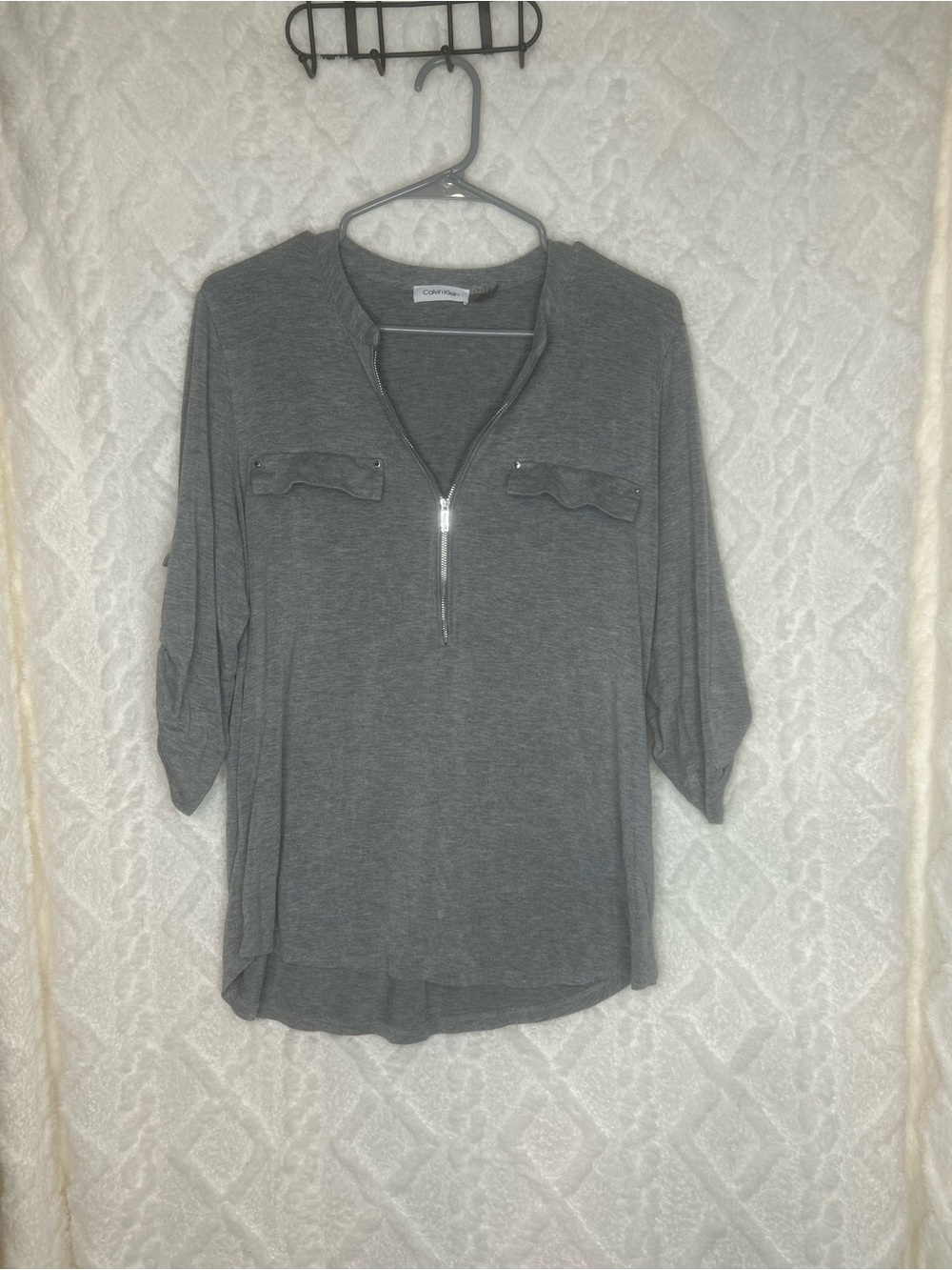 Calvin Klein Women’s Heather Gray Half-Zip Utility Top
